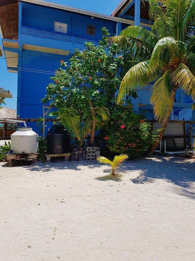 キー・カーカー Carolyn'S Houseヴィラ エクステリア 写真