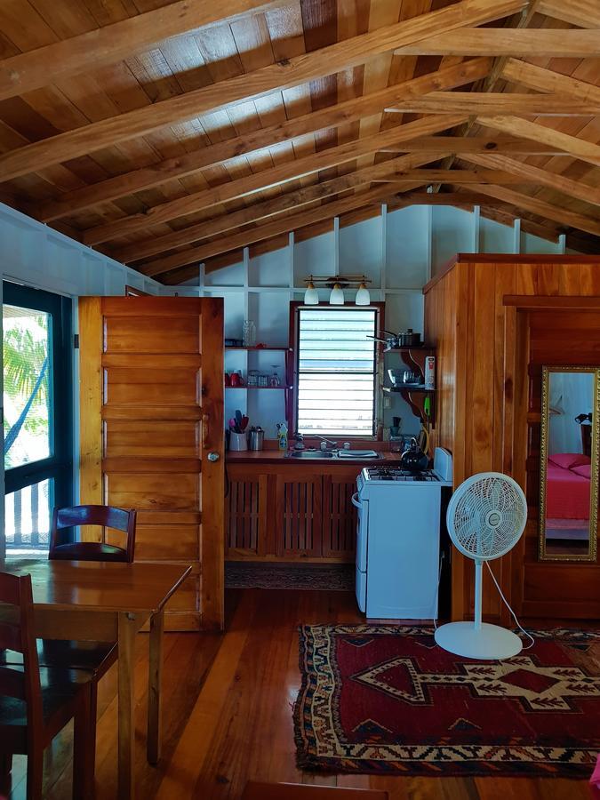 キー・カーカー Carolyn'S Houseヴィラ エクステリア 写真