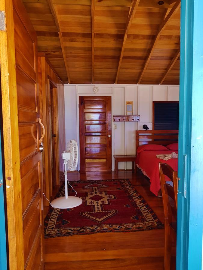 キー・カーカー Carolyn'S Houseヴィラ エクステリア 写真